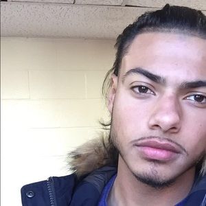 Meet your Posher, Christopher